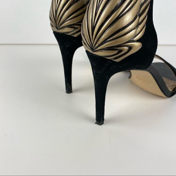 Katy Perry Angelic Suede Finish Stiletto - Picture 4 of 7